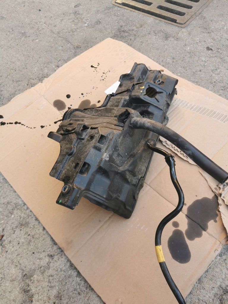 фото №1, Mercedes nissan заливная горловина масла щуп защита 1.5 dci