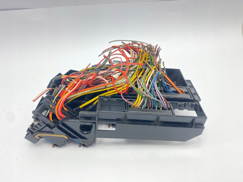 фото №11, Коробка предохранителей mercedes w126 se sel sec 1265454140 1265405206