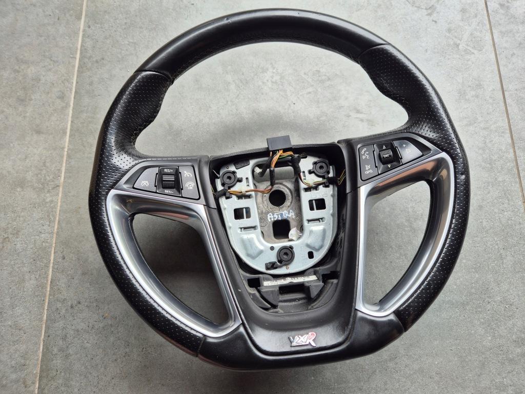 Купить Руль мультифункция opel astra j opc