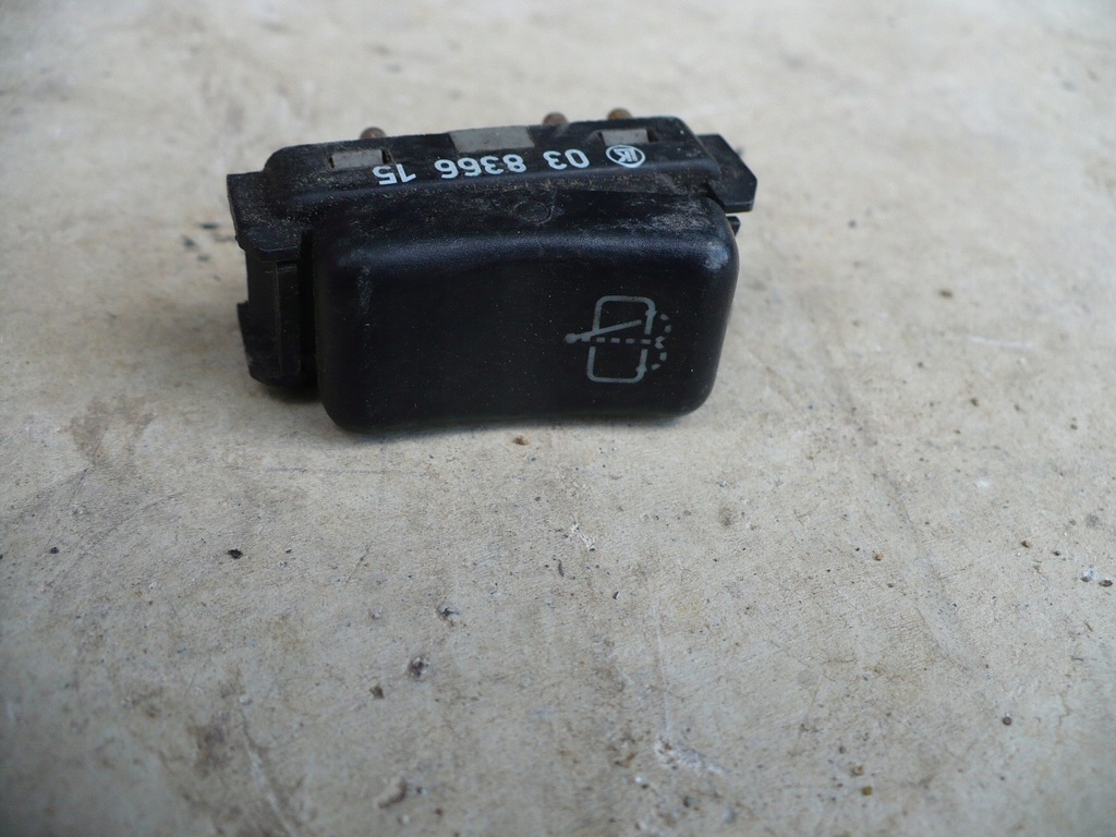 фото №1, Выключатель распылителя mercedes-benz оригинальный номер 1248210051