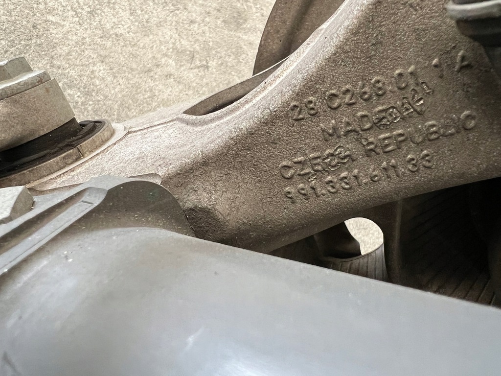 фото №6, Porsche 991 поворотний кулак амортизатор важіль задня привідний вал