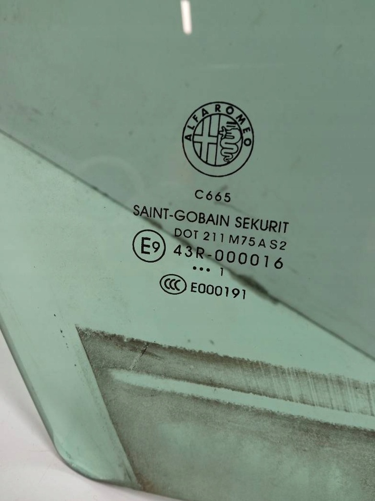 фото №2, Скло двері правий перед 11 r hb alfa romeo giulietta ii 2010-