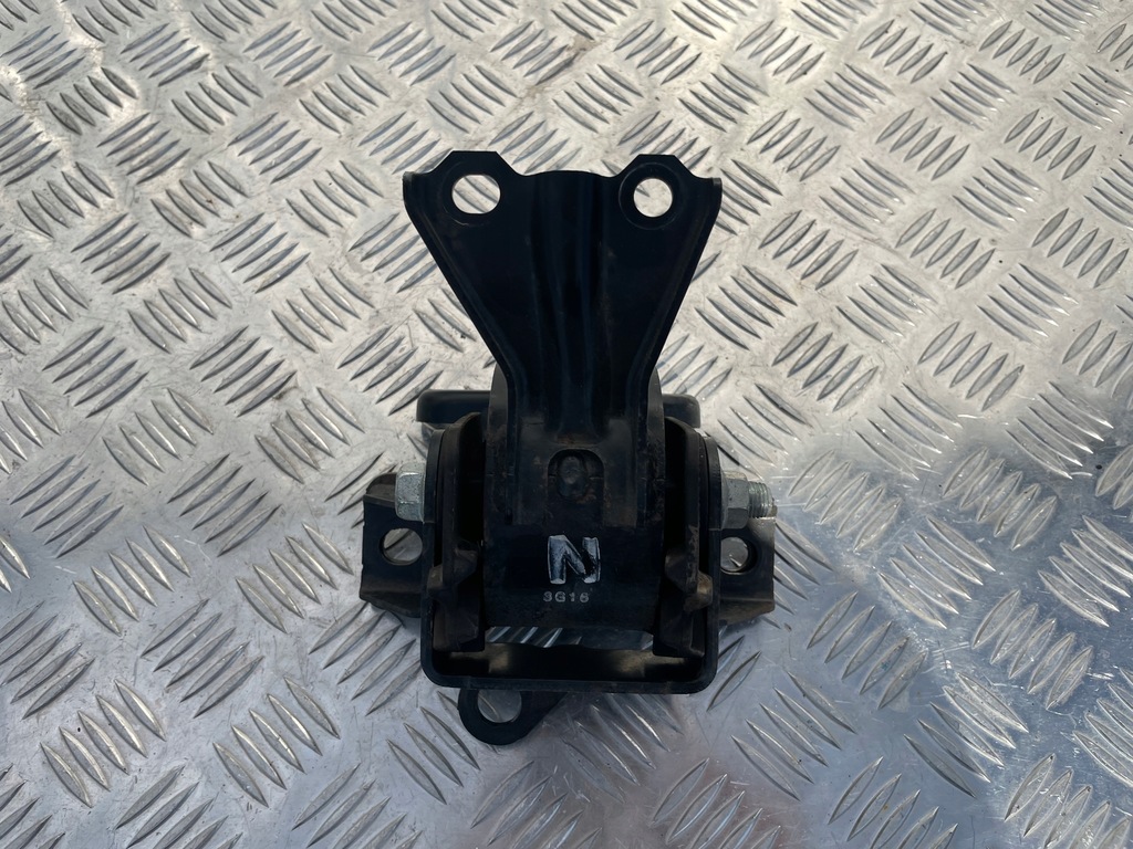 фото №1, Citroen c4 aircross 1.8 hdi кронштейн двигателя