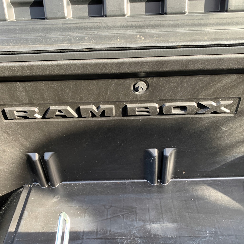 фото №14, Кузов обшивка чверть rambox pau крила задня dodge ram v 1500 limited 22r