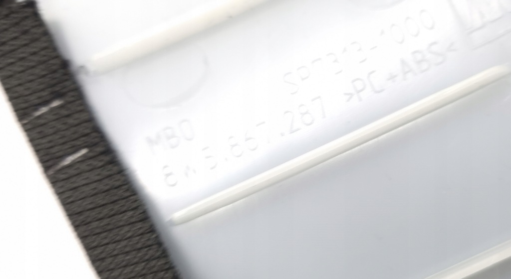 фото №6, Обшивка стойка левая чёрные audi a4 b9 8w5867287