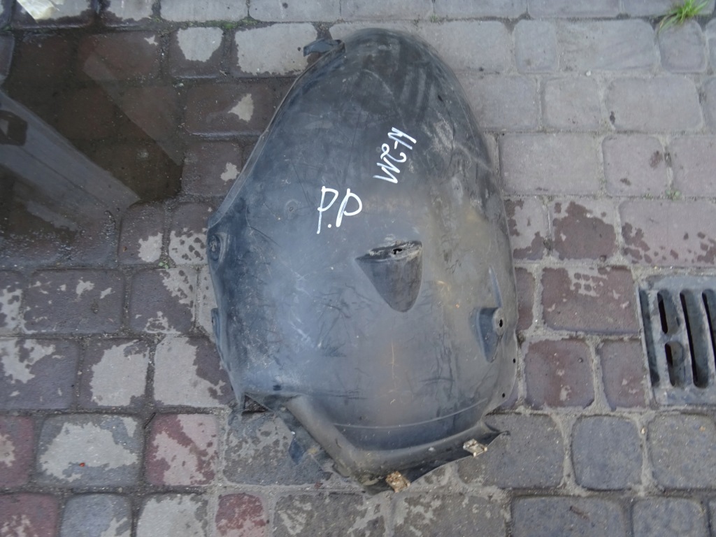 Купити Mercedes w211 підкрилок праве  a2116901430