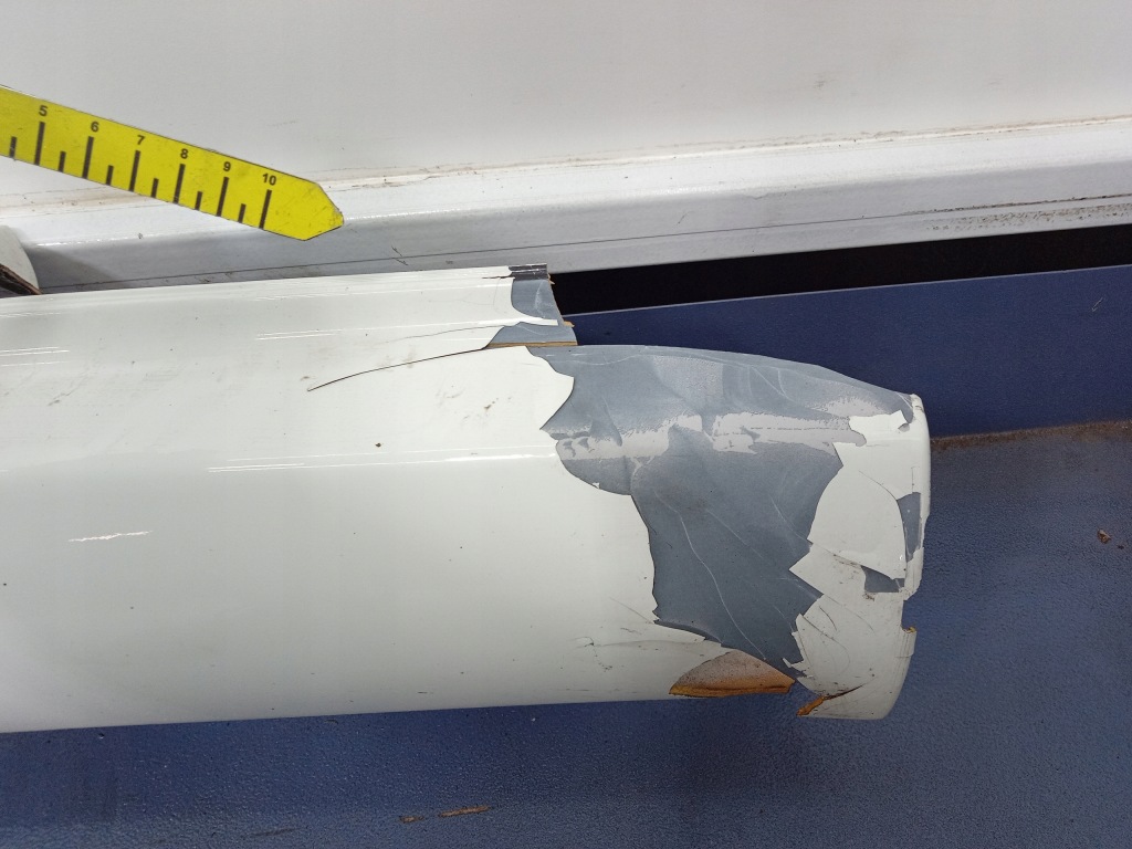 Cl63 amg w216 молдинг порог правая a2166900240 650 Цена