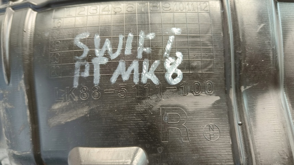 фото №8, Suzuki swift mk8 подкрылок правый задняя