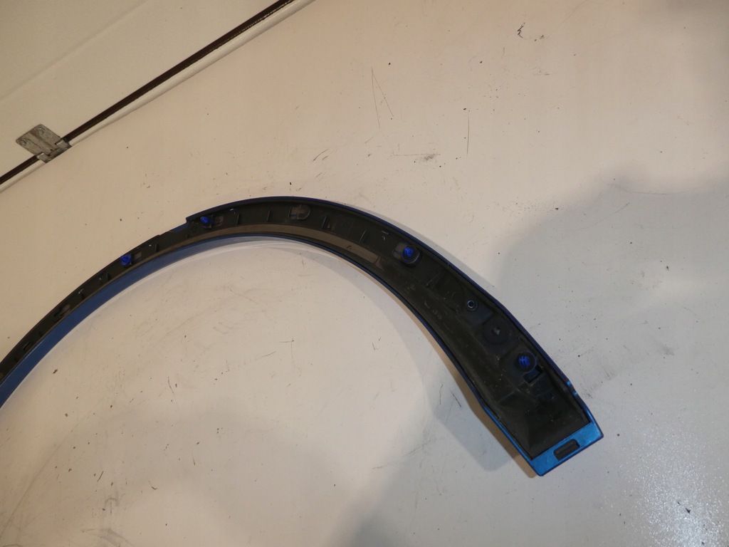 фото №5, Audi q3 левая молдинг крыла задняя 8u0853817a