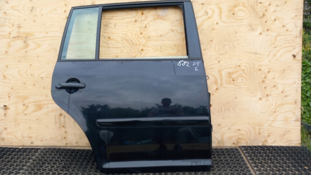 фото №1, Vw touran i дверь задняя правый lc9z