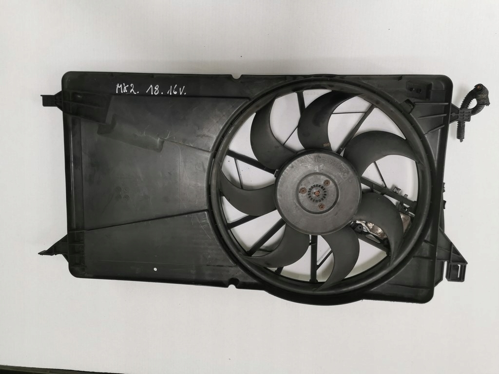 Ford focus mk2 c-max бензин вентилятор радіатора в Україні