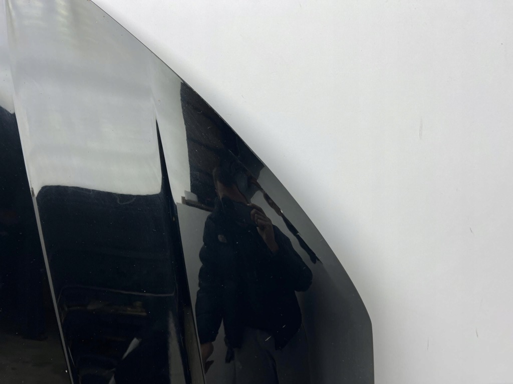 Audi a4 b9 8w капот крышка двигателя оригинал 2015- с Разборки