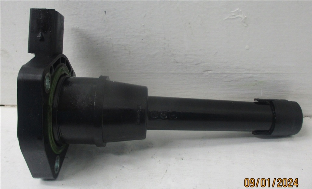 Датчик уровня масла bmw g20 g21 g30 g31 g01 g05 2.0d b47 b47d20b 8638758 в Украине