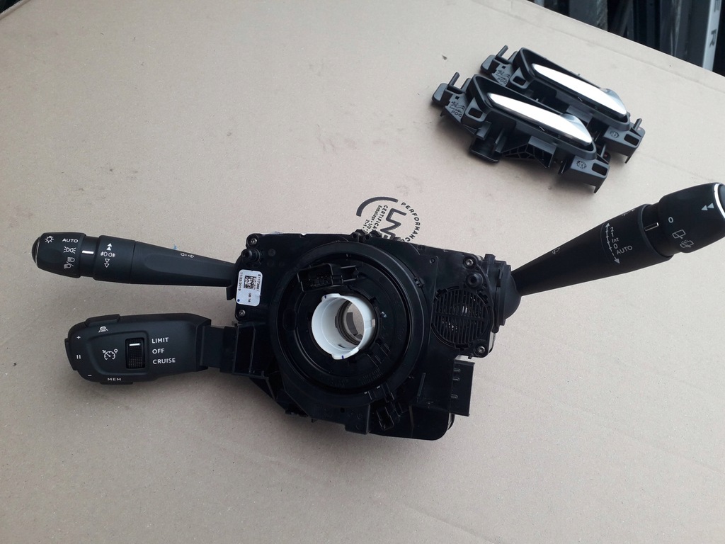 фото №1, Перемикач комбінований peugeot 2008 ii 19-