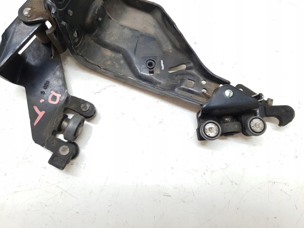 фото №3, Петля дверь ролик правая задняя lancia phedra