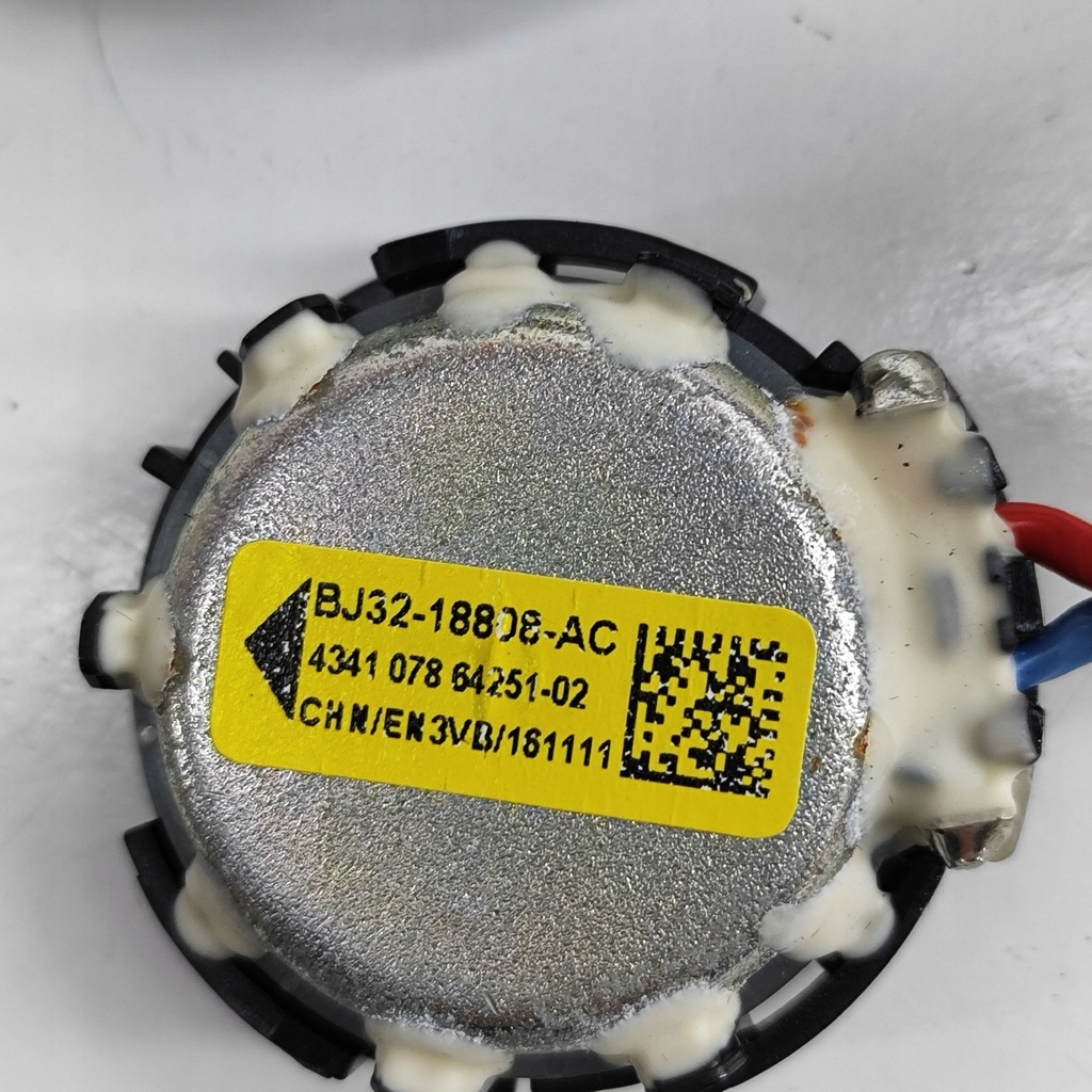 фото №7, Land rover range rover evoque l538 2017 ліва сторона динамік двері задніх