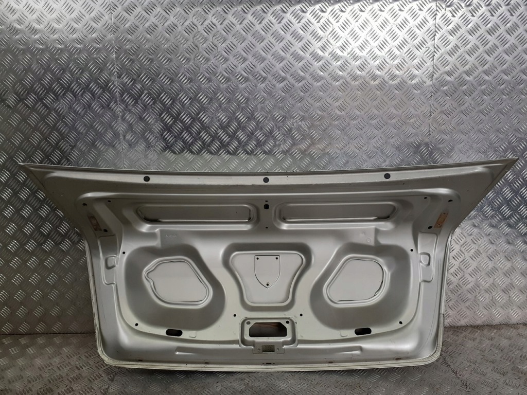 фото №2, Кришка багажника багажника dacia logan ted10