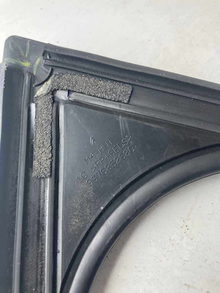 Рамка прокладка дверь левый перед citroen c4 picasso 2 9676852680 Оригинал