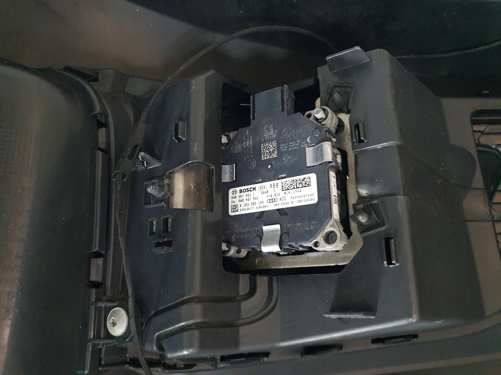 Audi a5 8w рестайлинг  2020- бампер перед комплектный  решётка радиатора pdc ассистент радар acc Оригинал