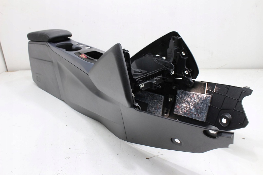 фото №13, Підлокітник тунель середній kpl peugeot 2008 ii eu