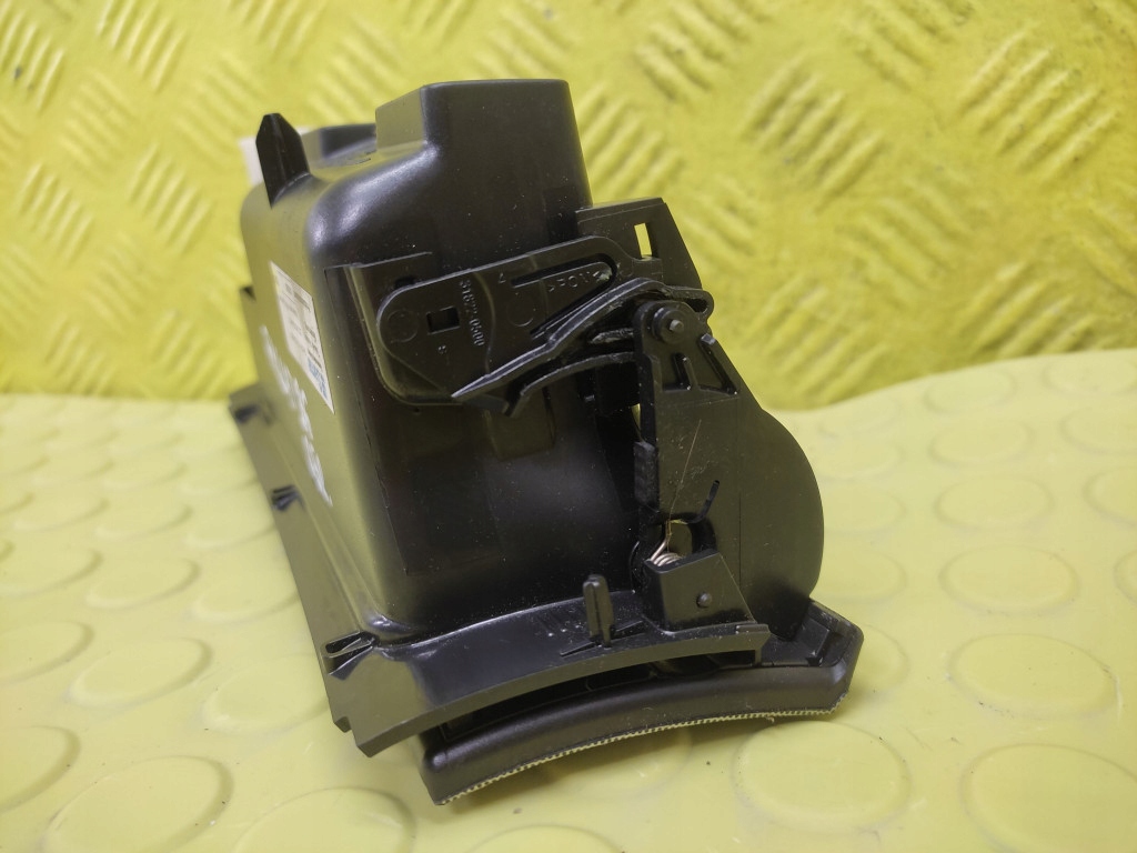 фото №7, Vw passat b6 попільничка 3c0863284