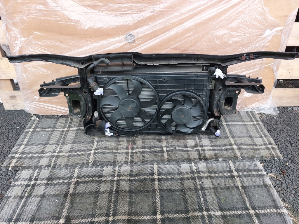 фото №10, Pas передний радиатор vw golf v kombi jetta 1.6 бензин 09r