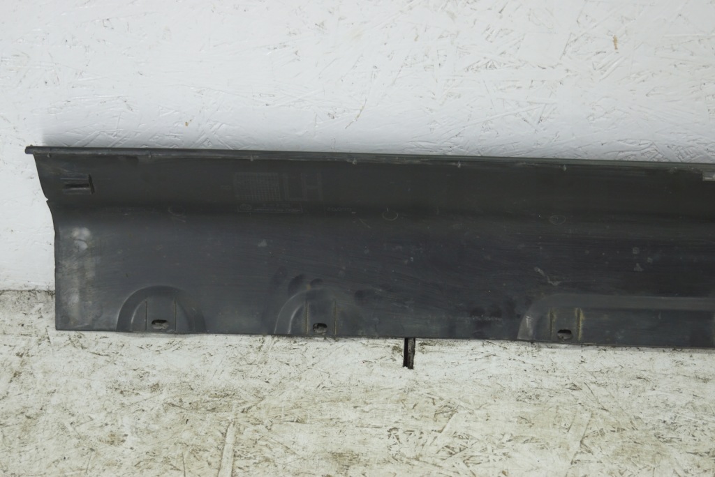 Поріг накладка ліва bmw x5 e53 8402335 Недорого