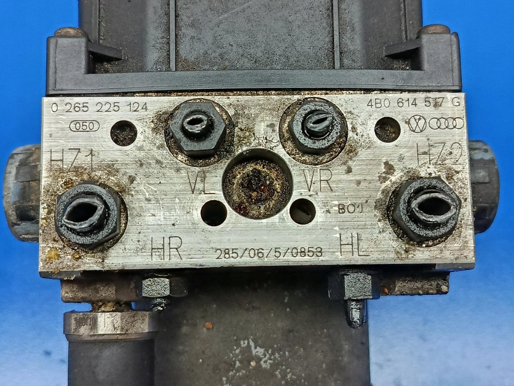 Audi a6 c5 рестайлінг  насос блок керування abs 4b0614517g 0265950055 Зі Шроту