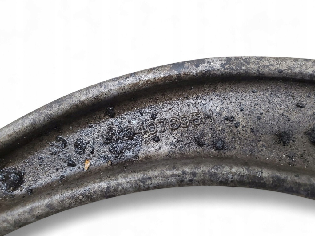 фото №6, Audi a7 s7 4g 8k0407695h левая сторона рычаг передний