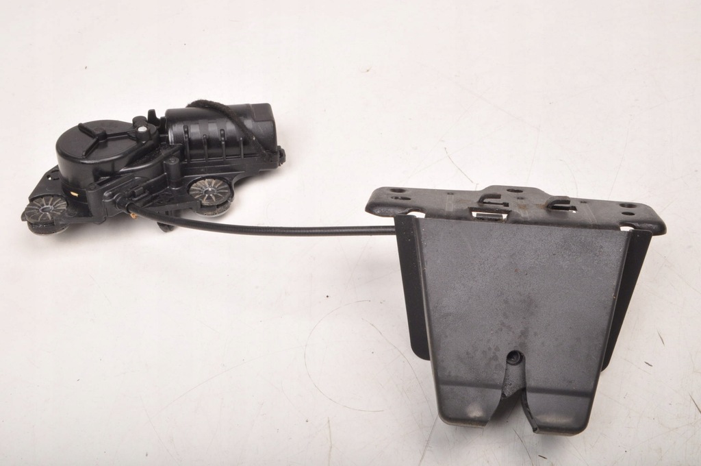 фото №8, Volvo v90 ii xc90 ii v60 ii замок багажника крышки 31349975