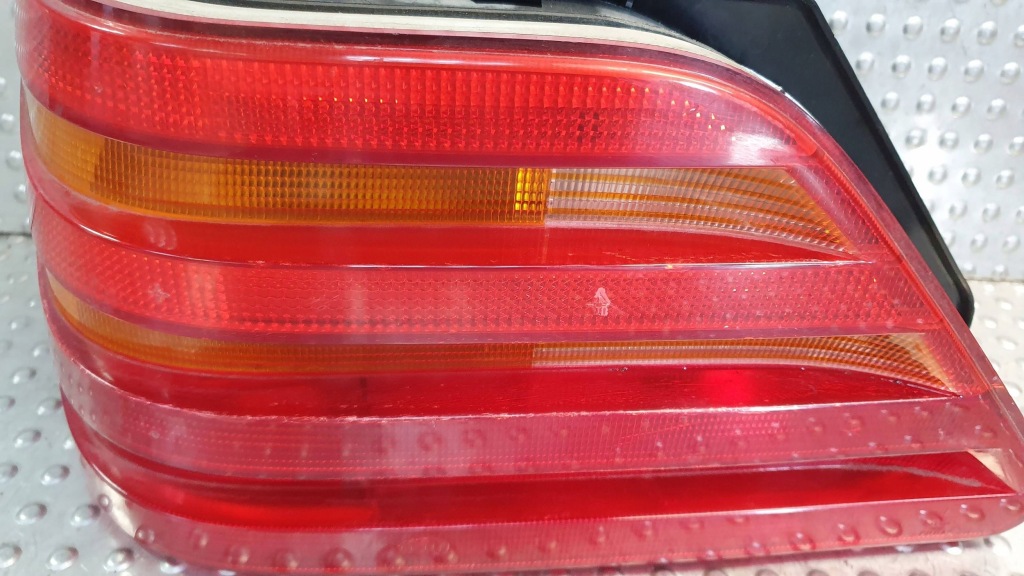 Лампа задний  левая mercedes s-klasa w140 91- с Разборки