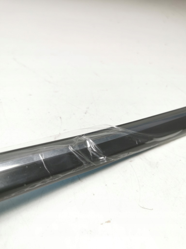 Молдинг лівий задній ford escort/orion 1981-1986 ca оригінальний номер 1652645 Недорого