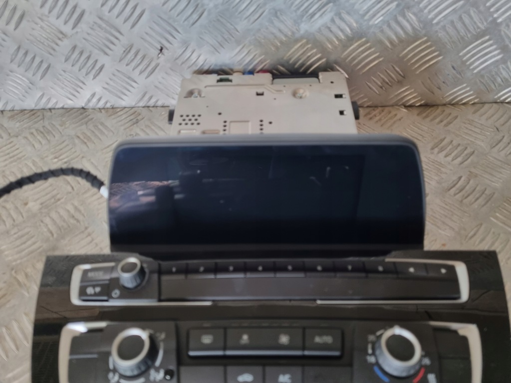 фото №4, Bmw 2 f22 автомагнитола навигация монитор
