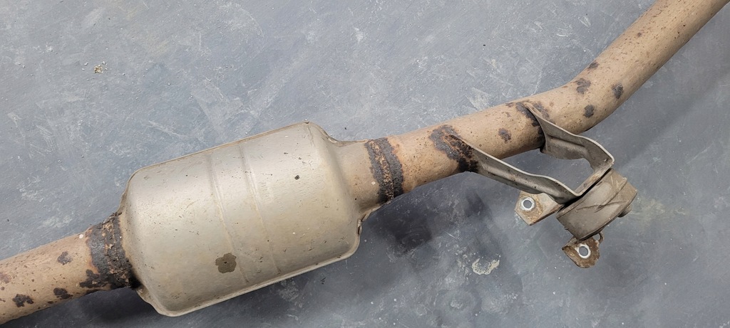 фото №9, Q5 8r гасник вихлоп 2.0 tdi quattro 8r0253611h