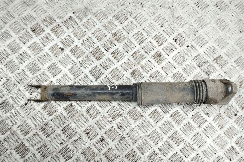 фото №8, Амортизатор задний правый kia carens iii un 553111d020 2.0l дизель 103kw