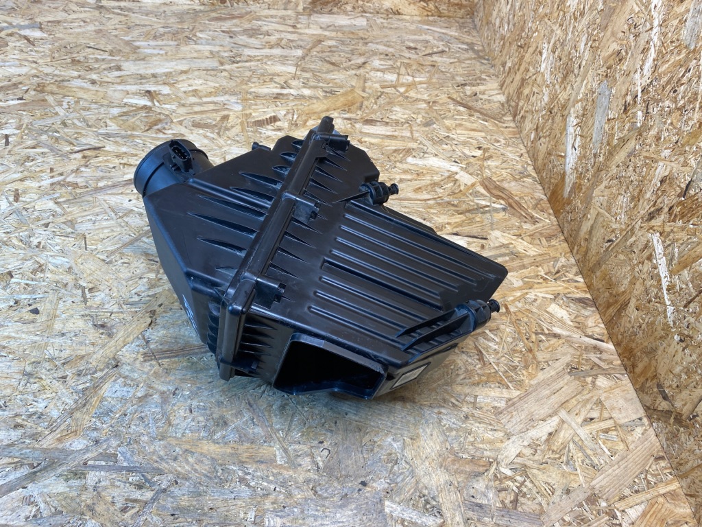 фото №10, Корпус фільтра повітря land rover discovery v l462 2.0d gj32-9a612-ab