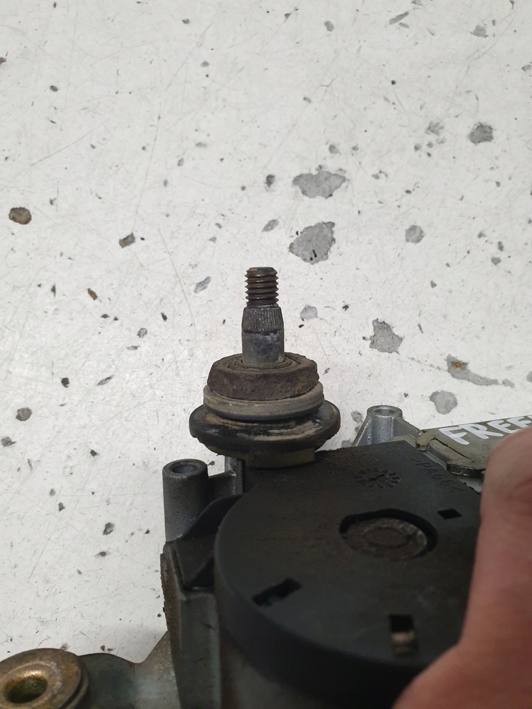 фото №5, Моторчик дворники задняя задний land rover freelander 23001003