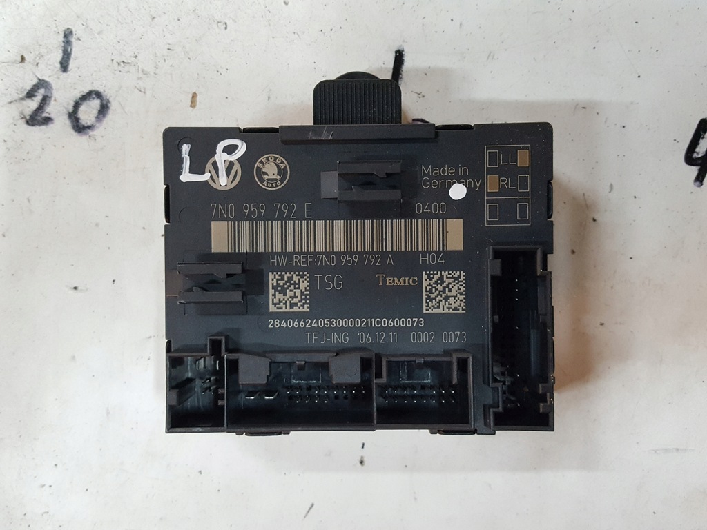 фото №1, Alhambra 2 ii 7n 10r- sharan модуль дверь перед