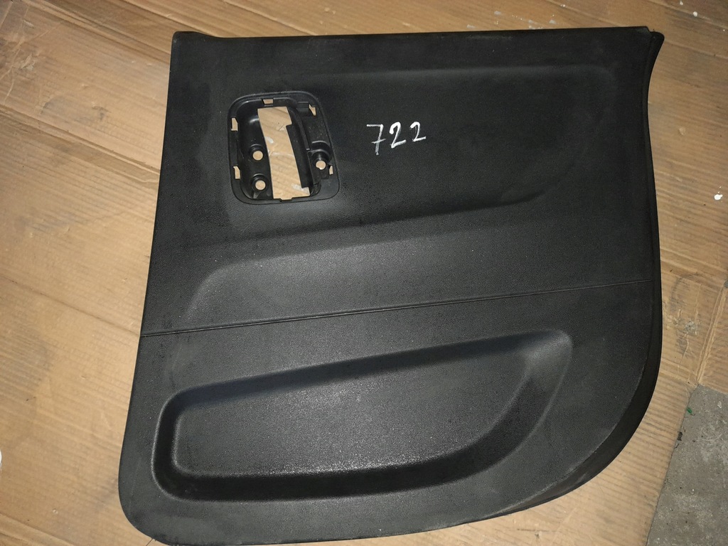 фото №1, Обшивка дверь правый bok боковой peugeot partner iv