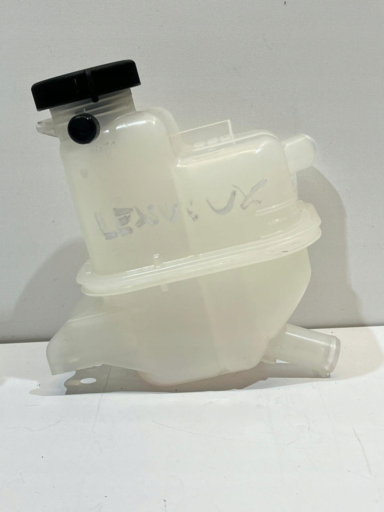 фото №1, Lexus ux бачок расширительный