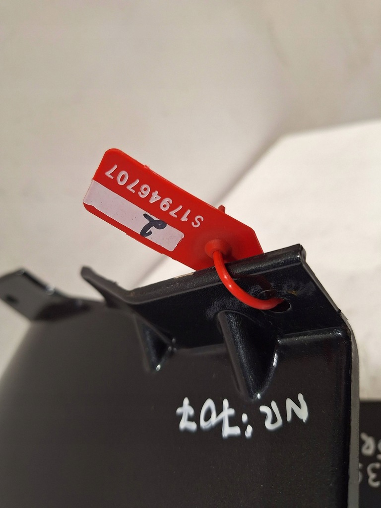 фото №6, Кутик лампи задня лівий 903905765r renault trafic iv vivaro b 21-