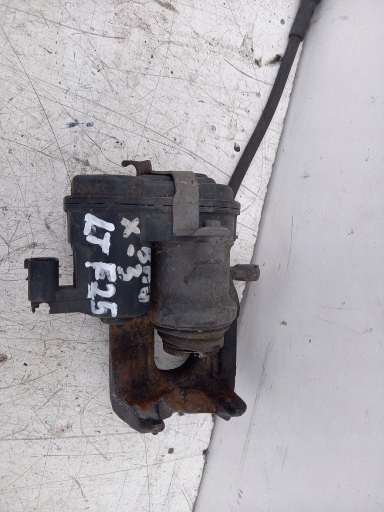 фото №1, Супорт гальмівний лівий задня bmw x3 f25