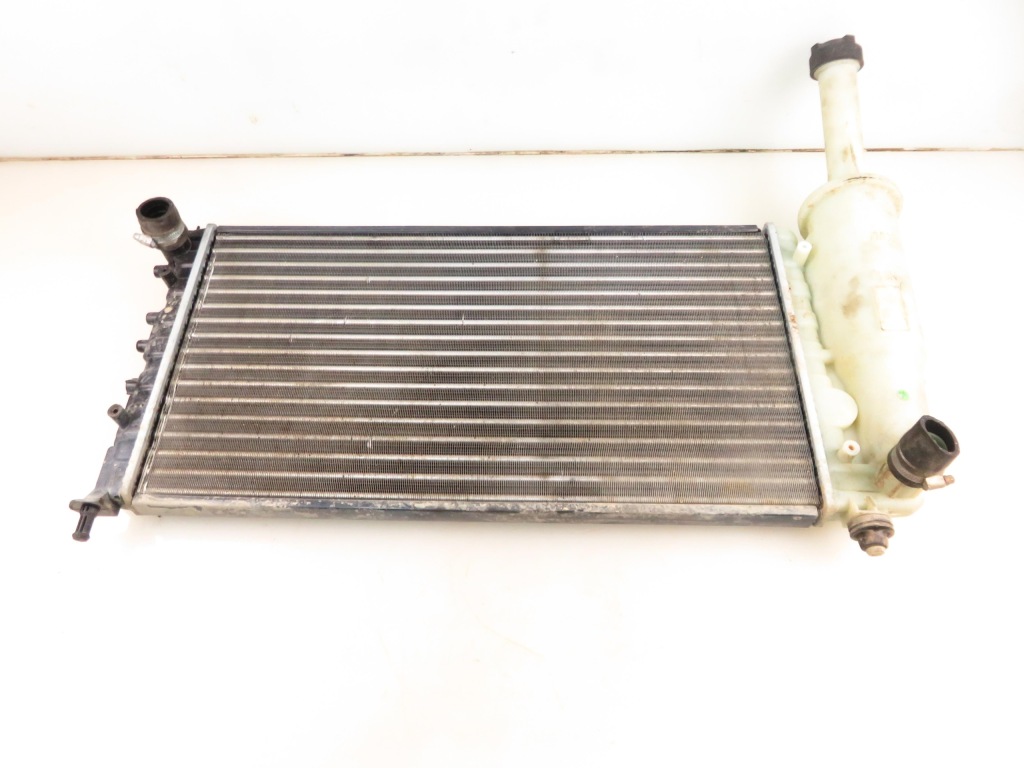 Купить Радиатор воды m1061650