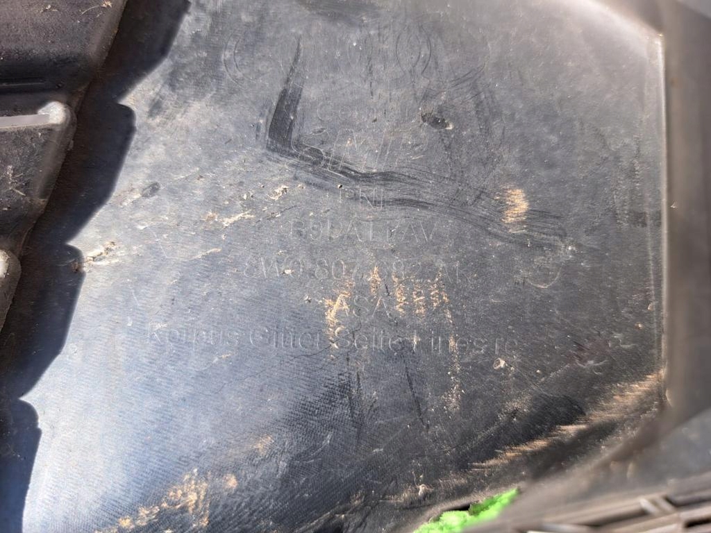 фото №6, Audi a4 b9 lift 8w0807681ak решётки бампера