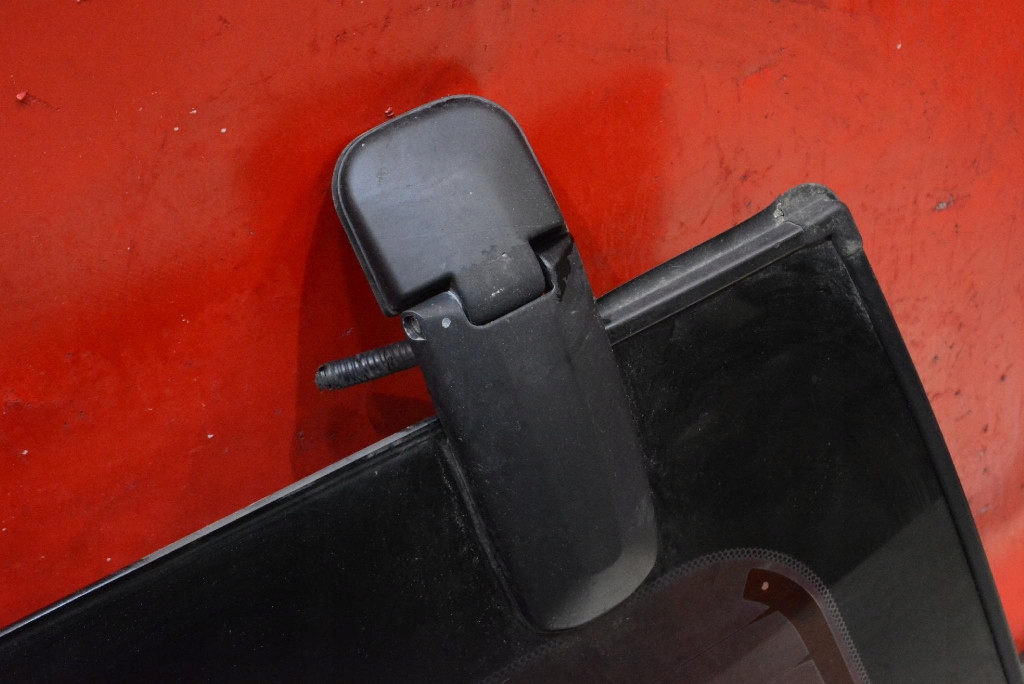 Стекло крышки багажника задний  задняя opel frontera b рестайлинг  01-04 Недорого