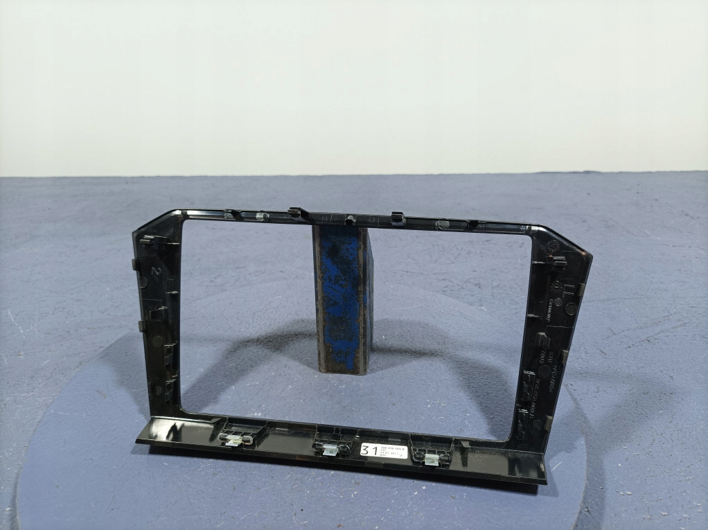 фото №5, Vw passat b8 dekor рамка дисплея радіо навігації 3g8858069b