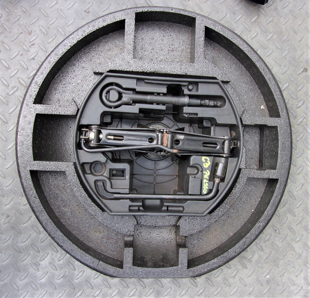 фото №1, C3 picasso вкладыш пенополистирол домкрат ключ