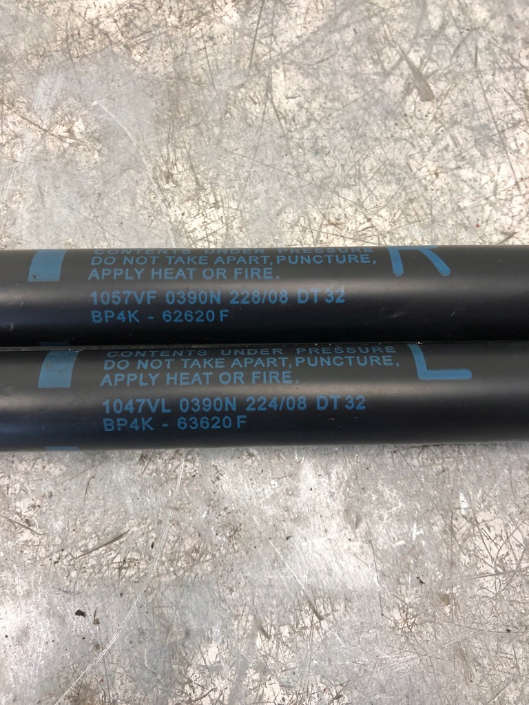 фото №5, Амортизаторы крышки багажника mazda 3 bk hb bp4k-63620f