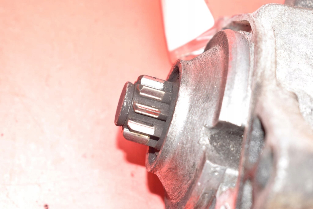 Купити Стартер 1005821879 vw bora 1.6 8v 100 km 98-05