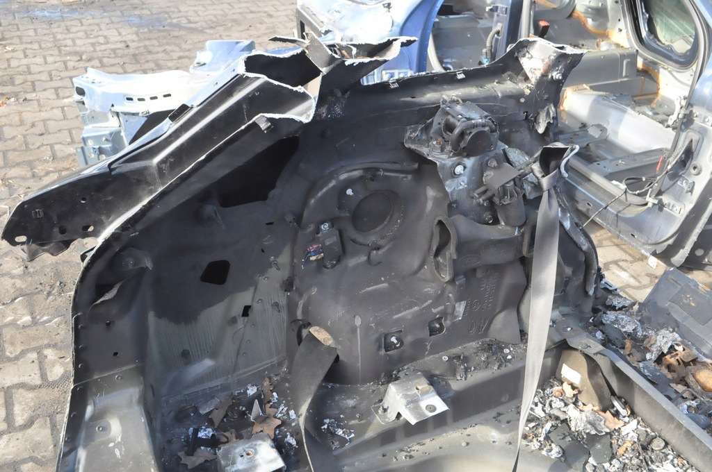 фото №12, Range rover velar l560 чверть лівий права задня крила піддон pas dup.